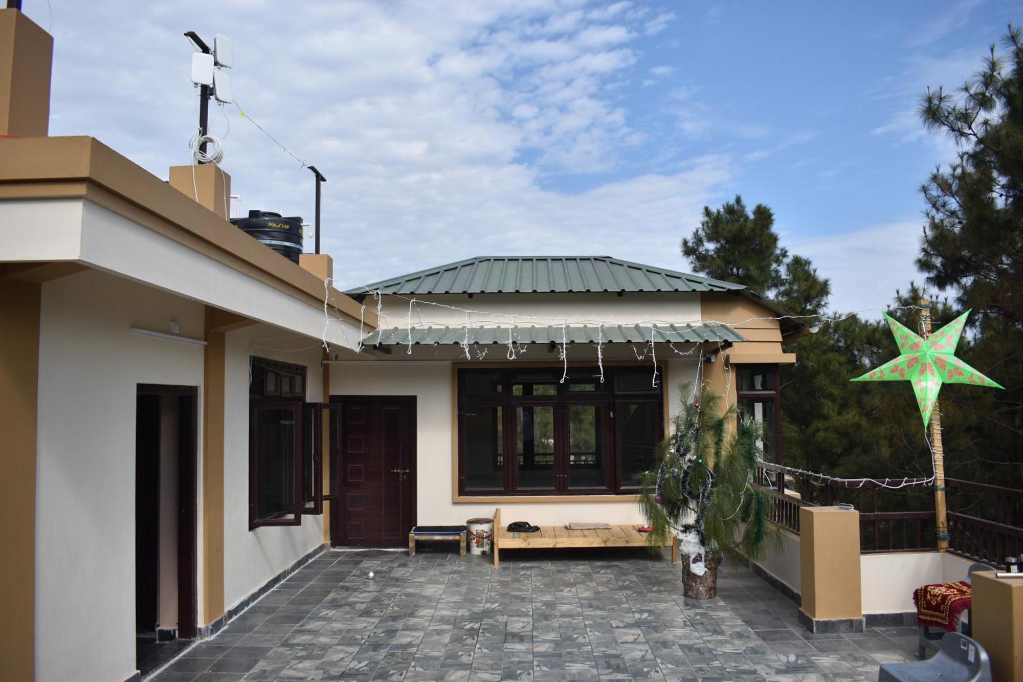 Xtsy Travellers Hostel Shillong Exterior foto